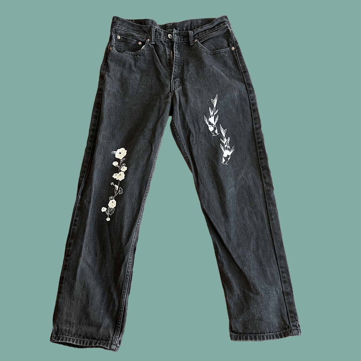 Jeans (Straight Leg Levi's- 34W/32L)